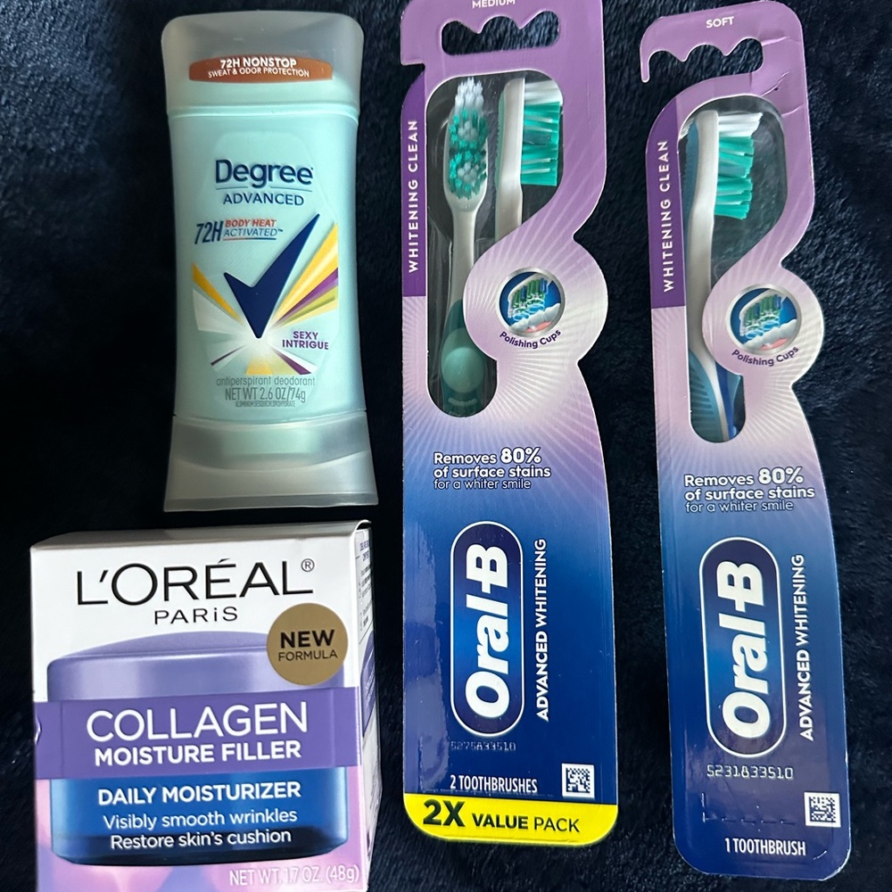 Womends BUNDLE L'Oreal Collagen Moisture Filler Daily Moisturizer -  BUNDLE #G